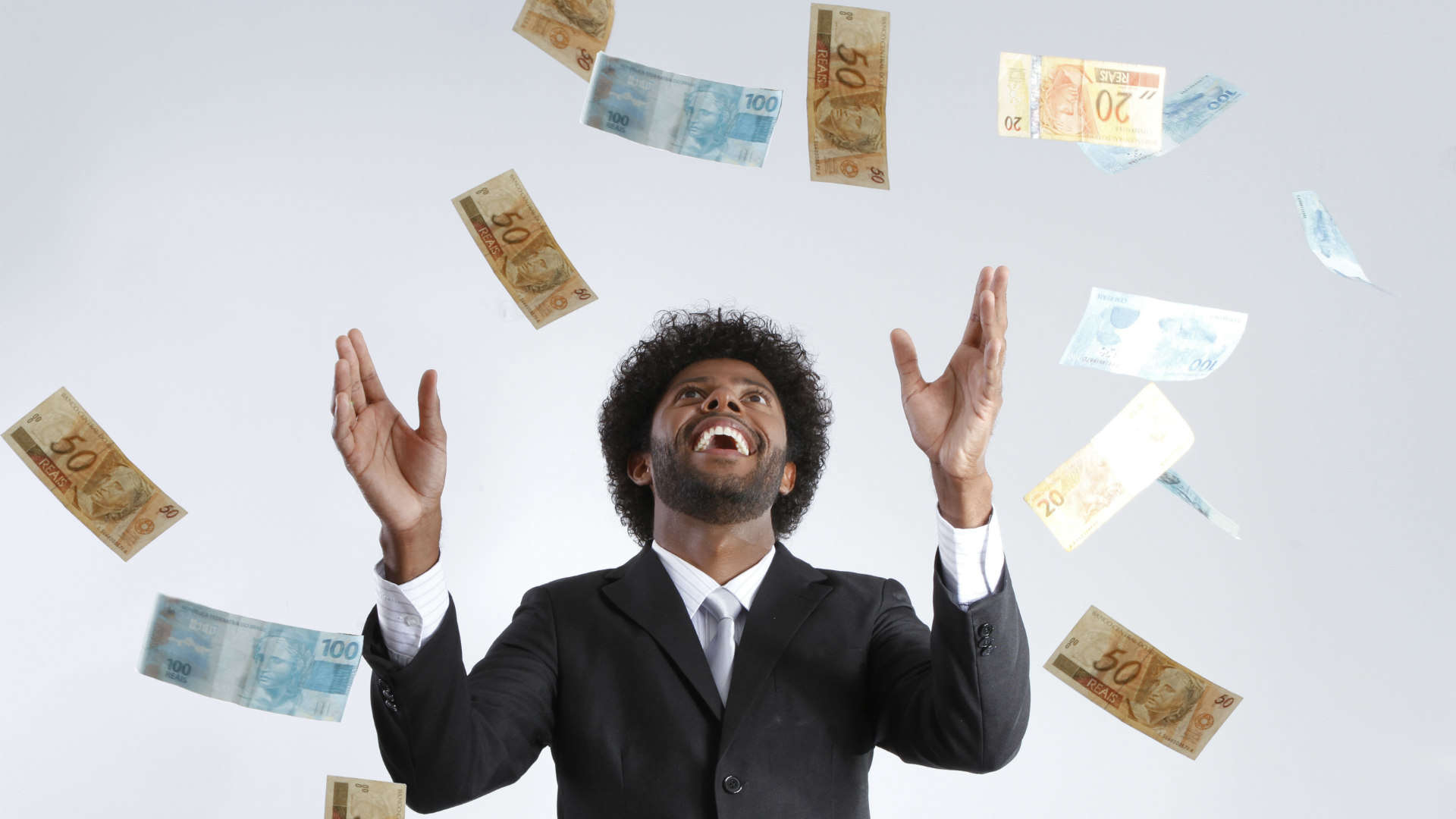 Como ganhar dinheiro com fundos imobiliários: renda e valorização