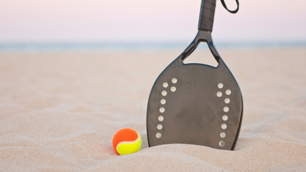 Conheça 5 benefícios do beach tennis para seu corpo, Care Plus +